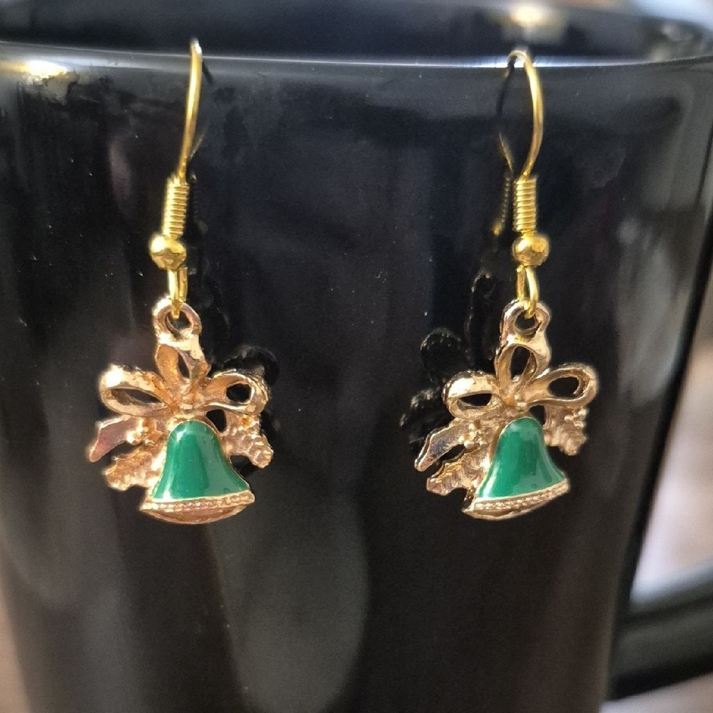 ♡ 3/$16 ♡Green Enamel Bell & Gold Bow Christmas Dangle Earrings | Holiday